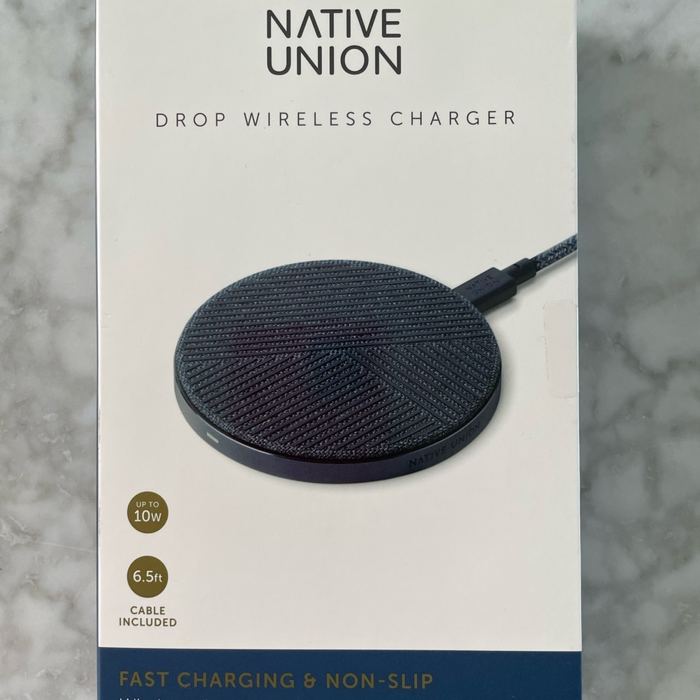 Native union wireless charger - iPhone